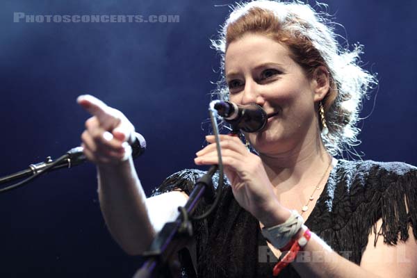 KATHLEEN EDWARDS - 2011-10-29 - PARIS - Espace Charlie Parker - Grande Halle - 